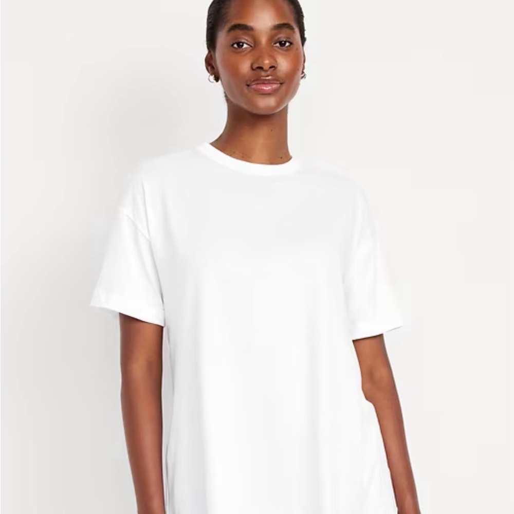 NWT Old Navy Classic White Crewneck Women's Tee